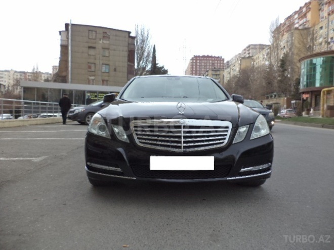 Mercedes E 350 2011, 122,000 km - 3.5 л - Bakı