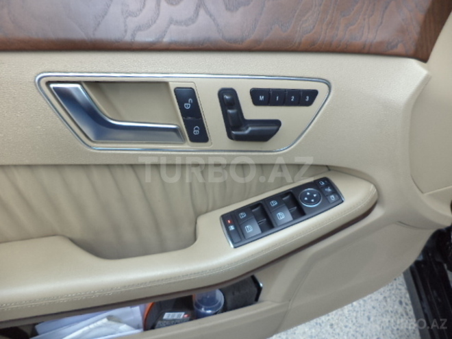 Mercedes E 350 2011, 122,000 km - 3.5 л - Bakı