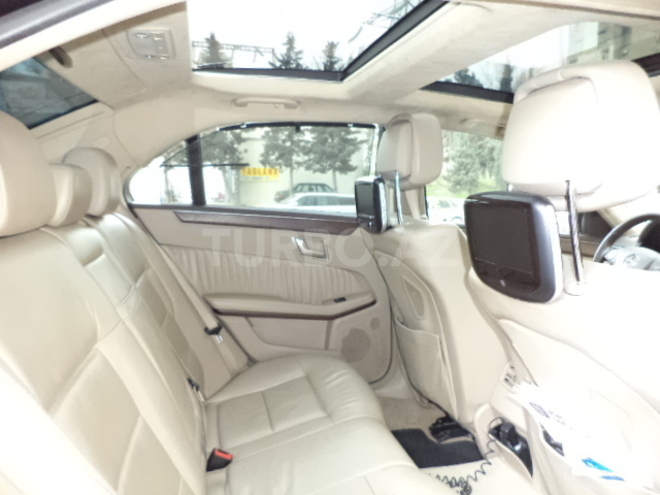 Mercedes E 350 2011, 122,000 km - 3.5 л - Bakı