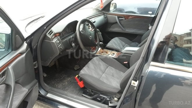 Mercedes E 240 2000, 220,000 km - 2.4 l - Bərdə