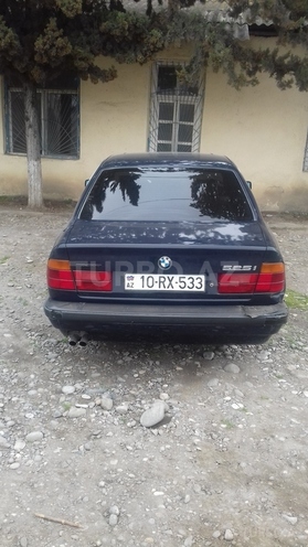 BMW 525 1994, 195,000 km - 0.3 l - Bərdə