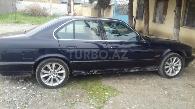 BMW 525 1994, 195,000 km - 0.3 l - Bərdə