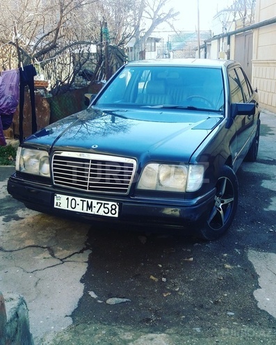 Mercedes E 230 1990, 370,500 km - 2.3 l - Bakı