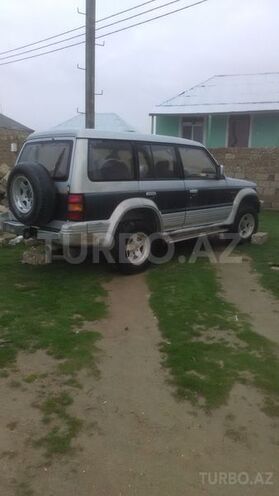 Mitsubishi Pajero 1994, 261,500 km - 2.5 l - Bakı