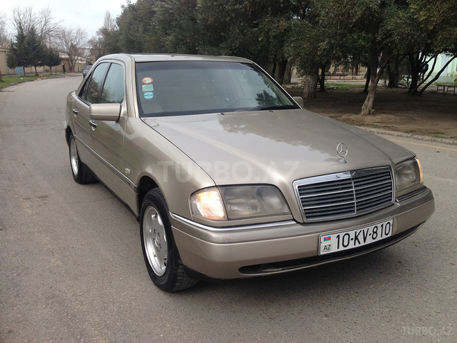 Mercedes C 250 1994, 200,000 km - 2.5 l - Sumqayıt