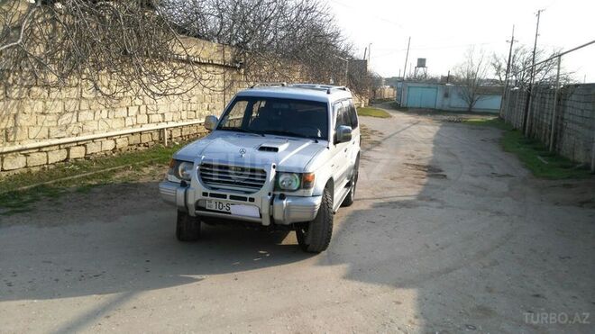 Mitsubishi Pajero 1993, 1 km - 1.5 l - Bakı