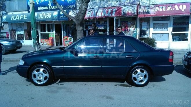 Mercedes C 200 1995, 258,000 km - 2.0 l - Bakı