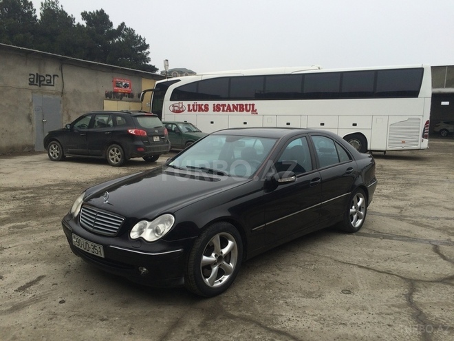 Mercedes C 270 2003, 290,000 km - 0.3 l - Bakı