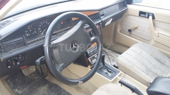 Mercedes 190 1990, 200,000 km - 2.0 л - Xırdalan