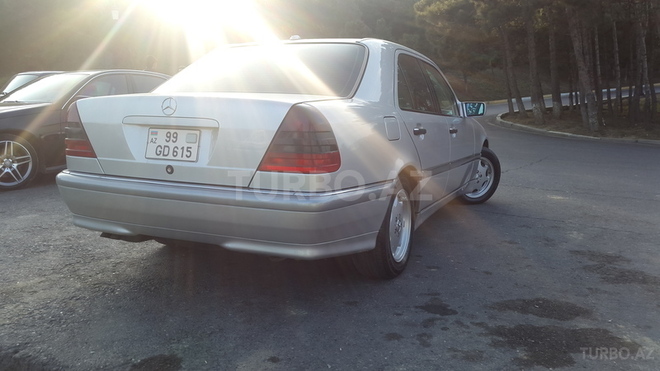 Mercedes C 230 1999, 201,400 km - 2.3 l - Bakı