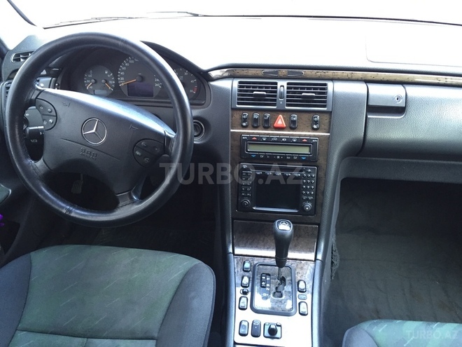 Mercedes E 270 1999, 265,000 km - 2.7 л - Bakı