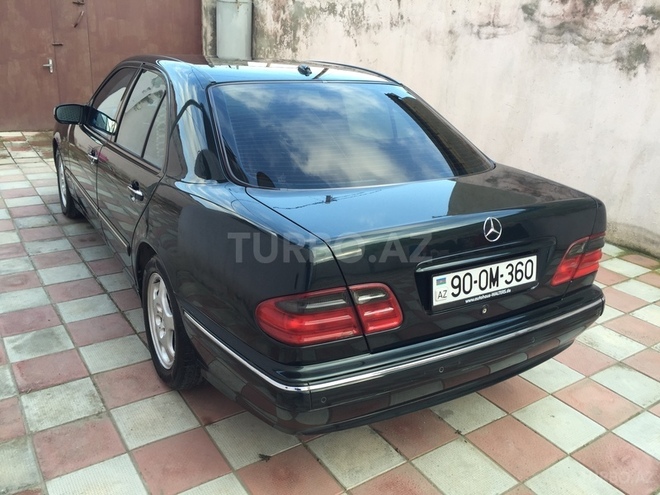 Mercedes E 270 1999, 265,000 km - 2.7 л - Bakı