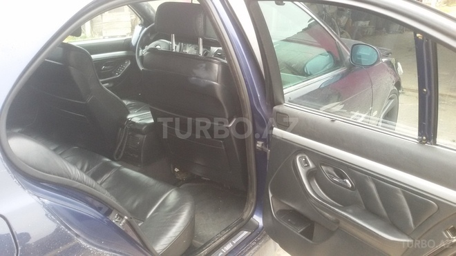 BMW 540 1998, 288,000 km - 4.4 l - Bakı