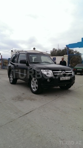 Mitsubishi Pajero 2009, 138,000 km - 3.2 l - Bakı