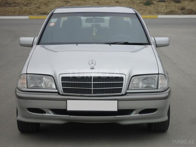 Mercedes C 200 2000, 170,000 km - 2.0 l - Bakı