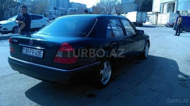 Mercedes C 200 1995, 258,000 km - 2.0 l - Bakı