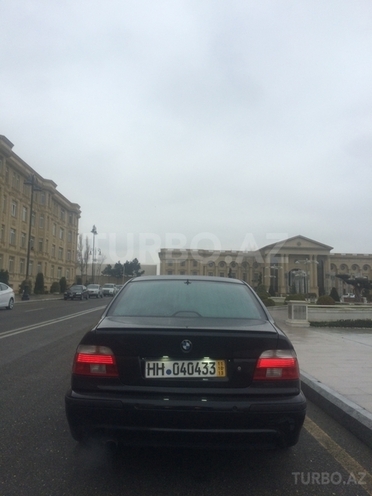 BMW 528 1999, 305,000 km - 2.8 l - Bakı