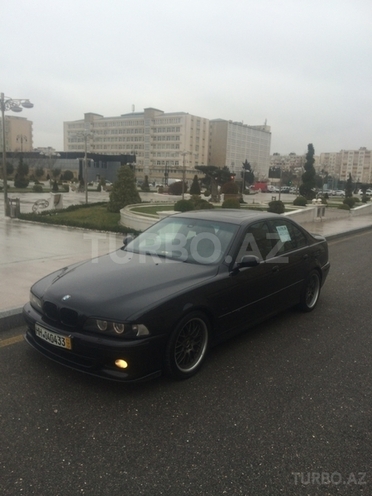 BMW 528 1999, 305,000 km - 2.8 l - Bakı