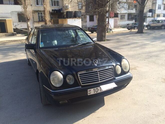 Mercedes E 280 1998, 302,000 km - 2.8 л - Bakı