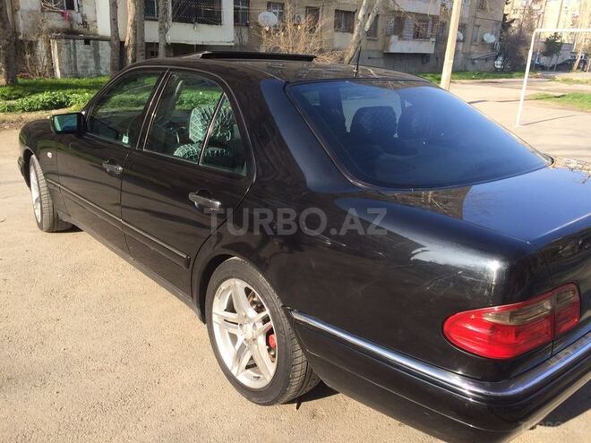 Mercedes E 280 1998, 302,000 km - 2.8 л - Bakı