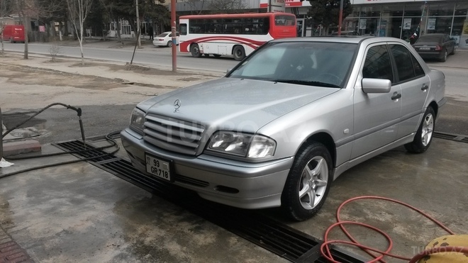 Mercedes C 200 1998, 137,000 km - 2.0 l - Bakı