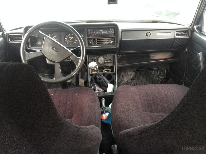 LADA (VAZ) 2107 1983, 200,000 km - 1.6 l - Bakı