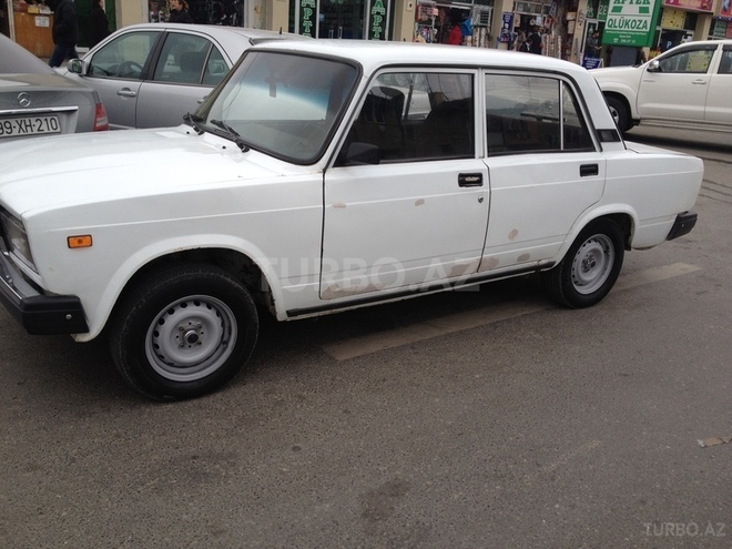 LADA (VAZ) 2107 1983, 200,000 km - 1.6 l - Bakı