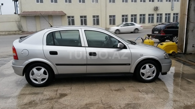 Opel Astra 2000, 142,000 km - 1.6 l - Bakı