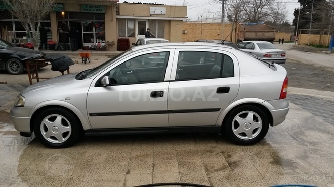 Opel Astra 2000, 142,000 km - 1.6 l - Bakı