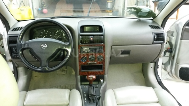 Opel Astra 2000, 142,000 km - 1.6 l - Bakı