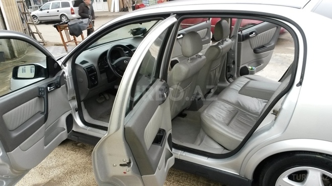 Opel Astra 2000, 142,000 km - 1.6 l - Bakı