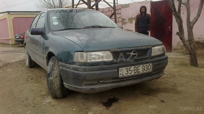 Opel Vectra 1994, 300,000 km - 1.7 l - Bakı