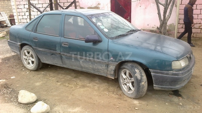 Opel Vectra 1994, 300,000 km - 1.7 l - Bakı