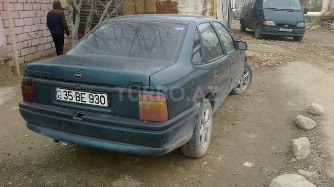 Opel Vectra 1994, 300,000 km - 1.7 l - Bakı