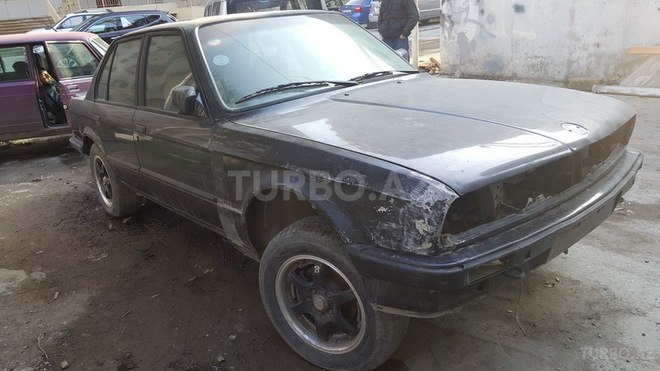 BMW 325 1988, 223,000 km - 2.5 l - Bakı