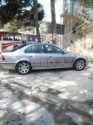 BMW 523 1998, 240,000 km - 2.3 l - Bakı