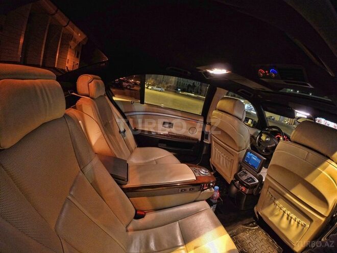 BMW 740 2005, 200,000 km - 4.0 l - Bakı