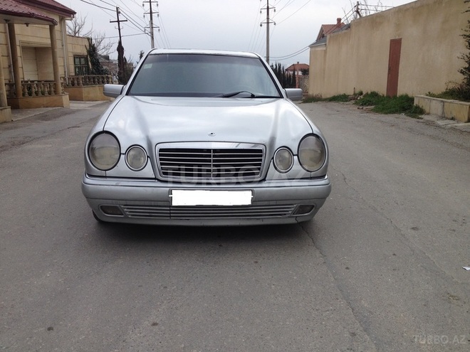 Mercedes E 200 1996, 350,000 km - 2.0 l - Bakı