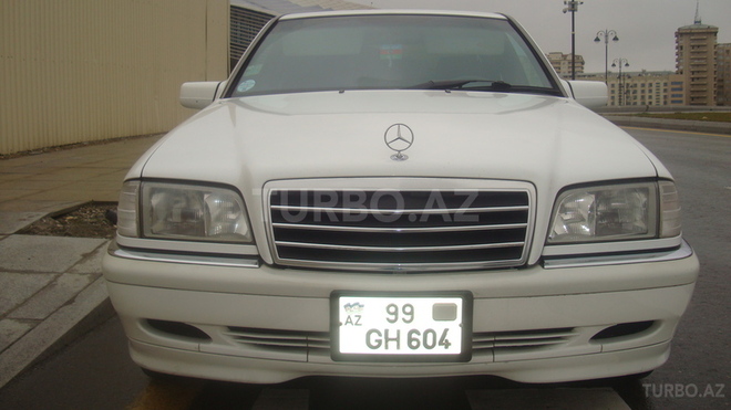 Mercedes C 240 2000, 196,206 km - 2.4 l - Bakı
