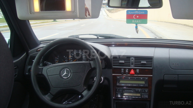 Mercedes C 240 2000, 196,206 km - 2.4 l - Bakı