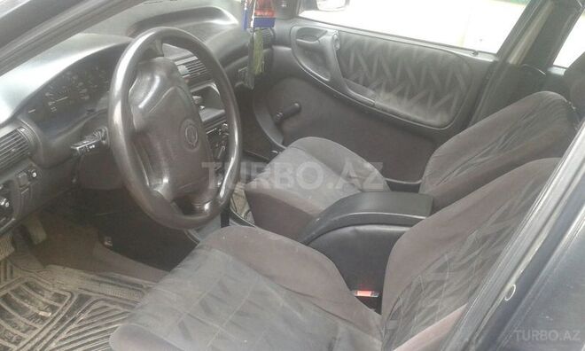 Opel Astra 1997, 250,000 km - 1.6 л - Bakı