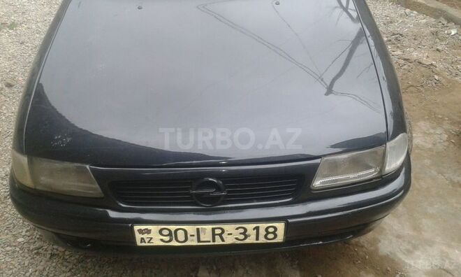 Opel Astra 1997, 250,000 km - 1.6 л - Bakı