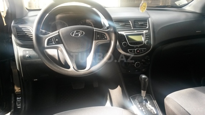Hyundai Accent 2013, 35,000 km - 1.6 l - Bakı