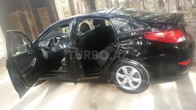 Hyundai Accent 2013, 35,000 km - 1.6 l - Bakı