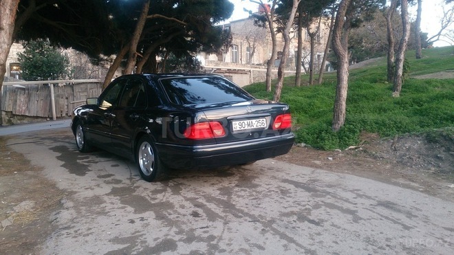 Mercedes E 200 1998, 202,583 km - 2.0 l - Bakı