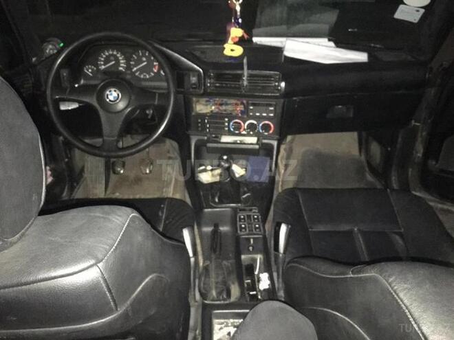 BMW 525 1991, 300,000 km - 2.5 l - Bakı