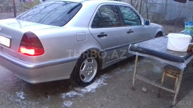 Mercedes C 180 1997, 276,500 km - 1.8 l - Bakı