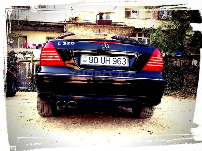 Mercedes C 320 2001, 190,000 km - 3.2 л - Bakı