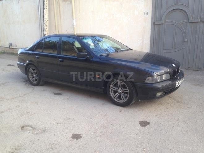 BMW 528 1996, 322,000 km - 2.8 l - Bakı