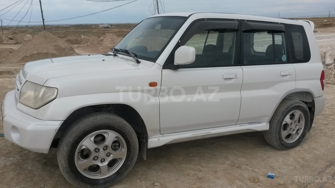 Mitsubishi Pajero io 1999, 183,000 km - 1.8 л - Bakı